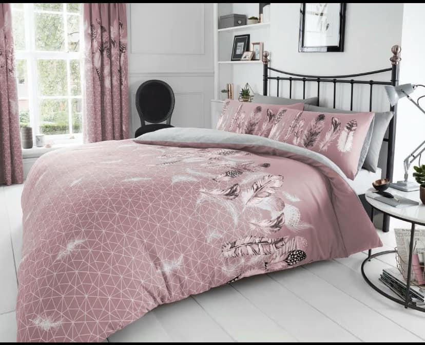 Feathers Duvet 4 Colours