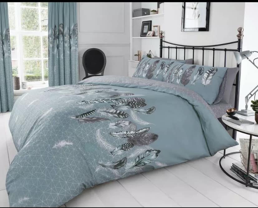 Feathers Duvet 4 Colours
